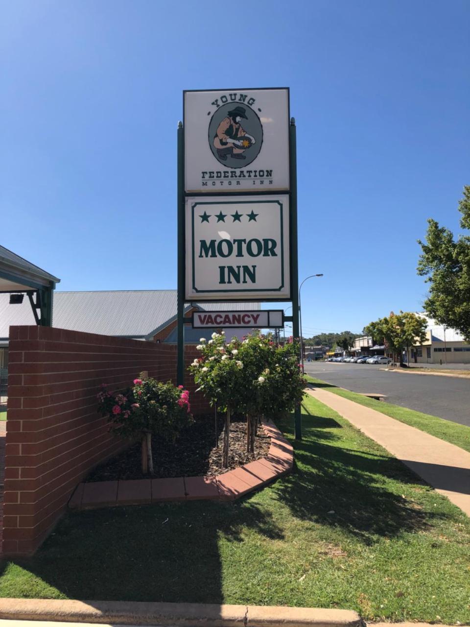 Federation Motor And Services Club Motel 4*